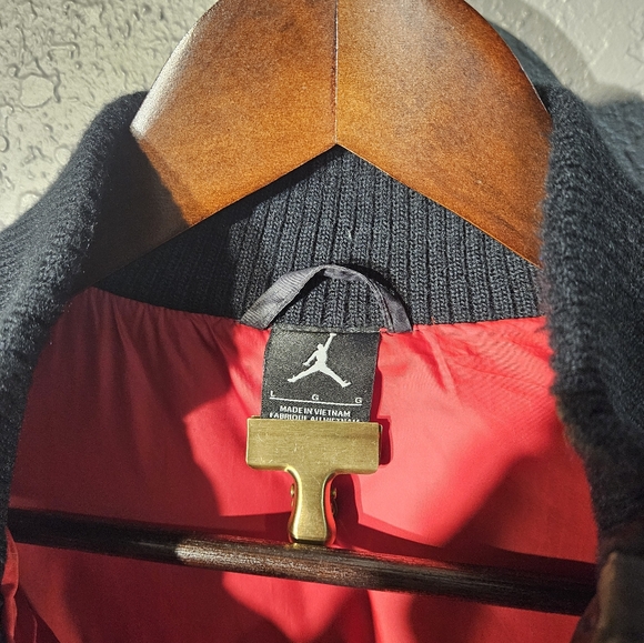 Jordan Quilted 550 Down Puffer Vest Large Gray - Picture 8 of 13